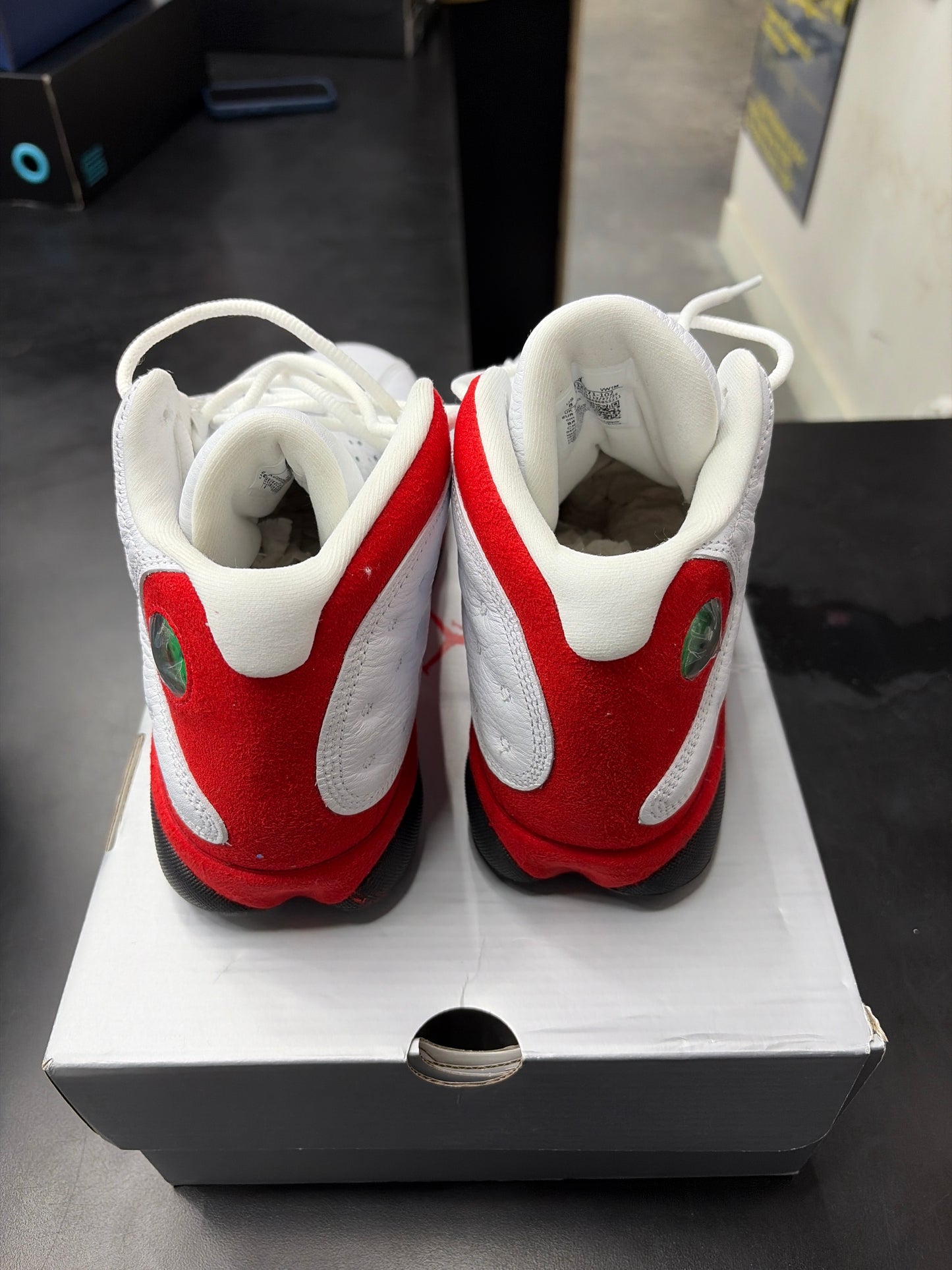AJ13 Chicago (U) - 8M