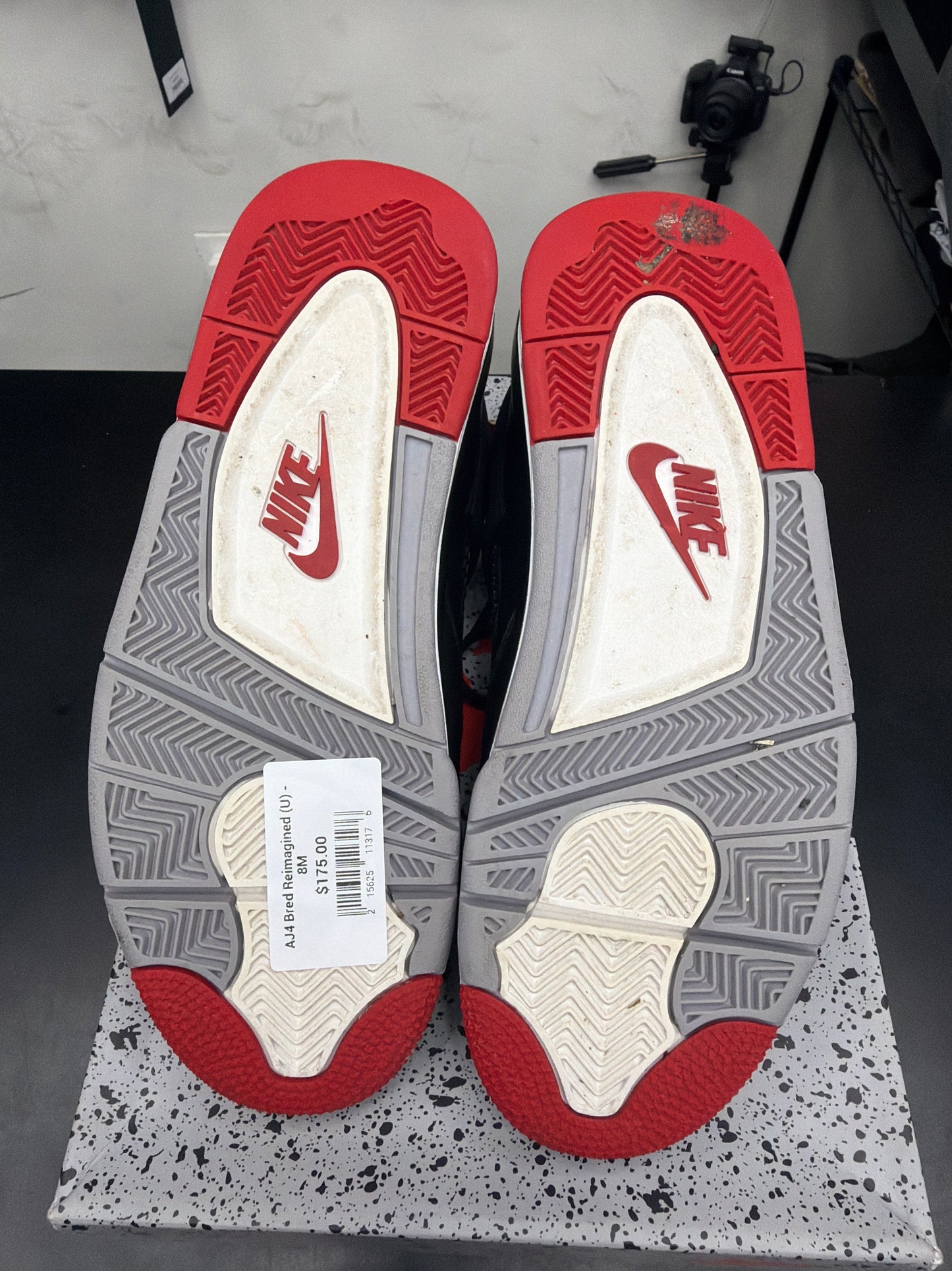 AJ4 Bred Reimagined (U) - 8M