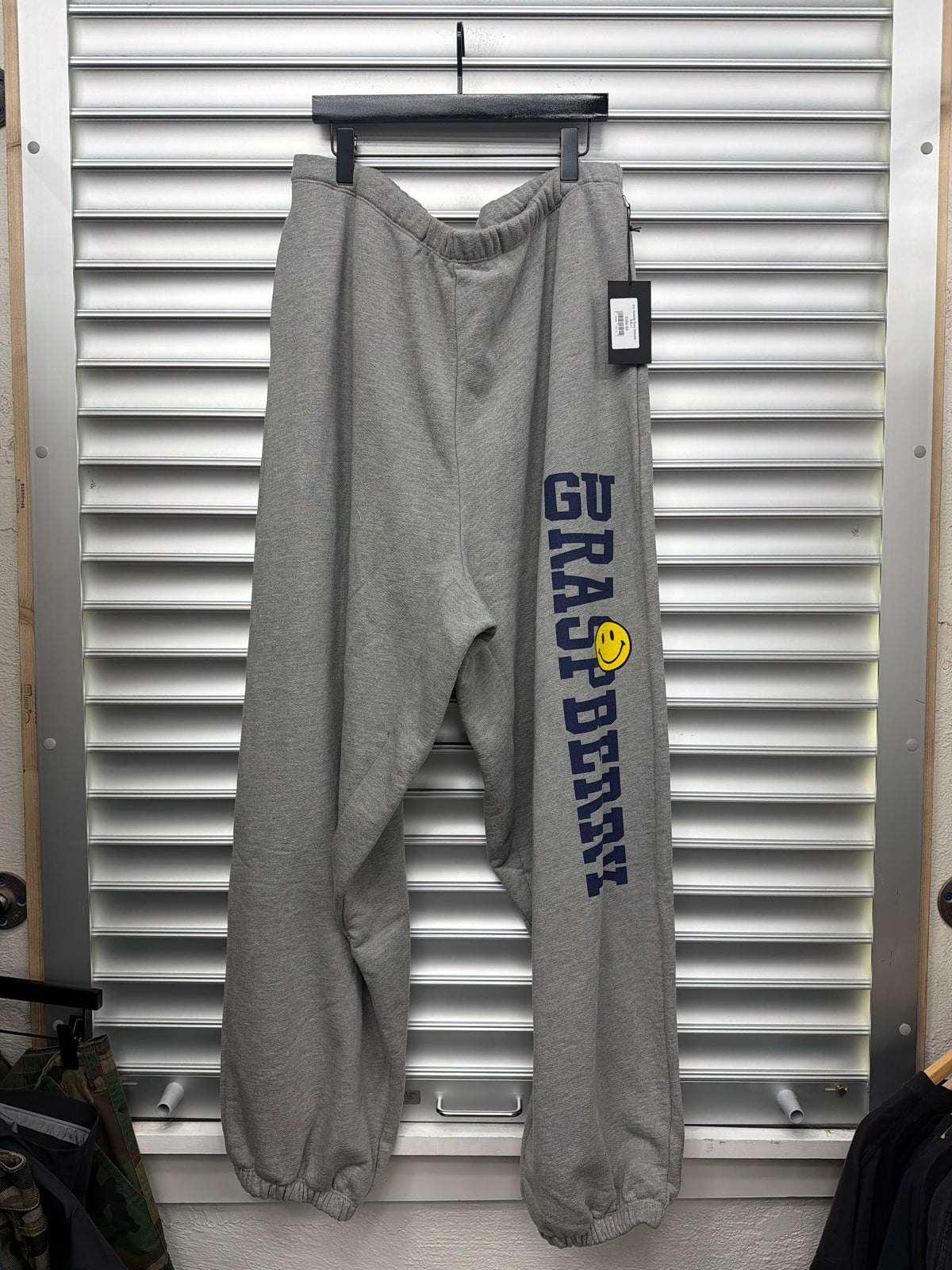 Plus One Greedy Unit Grey Sweatpants - XXL**