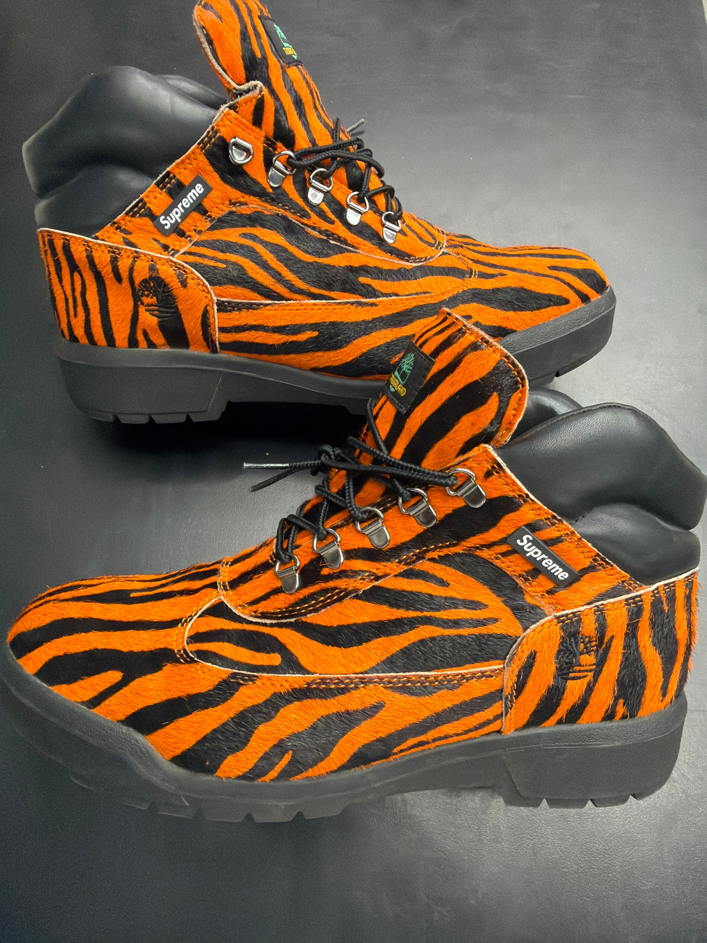 Supreme Timberland Field Boot Orange Tiger (U) - 11M (NB)
