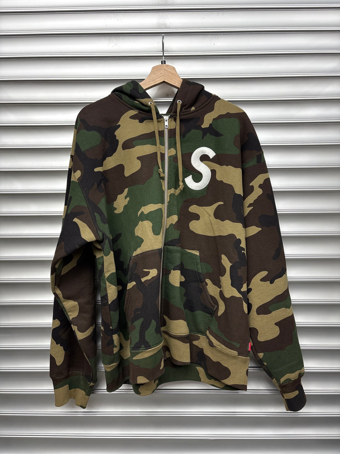 Supreme S Logo Camo Zip Up Hoodie - L