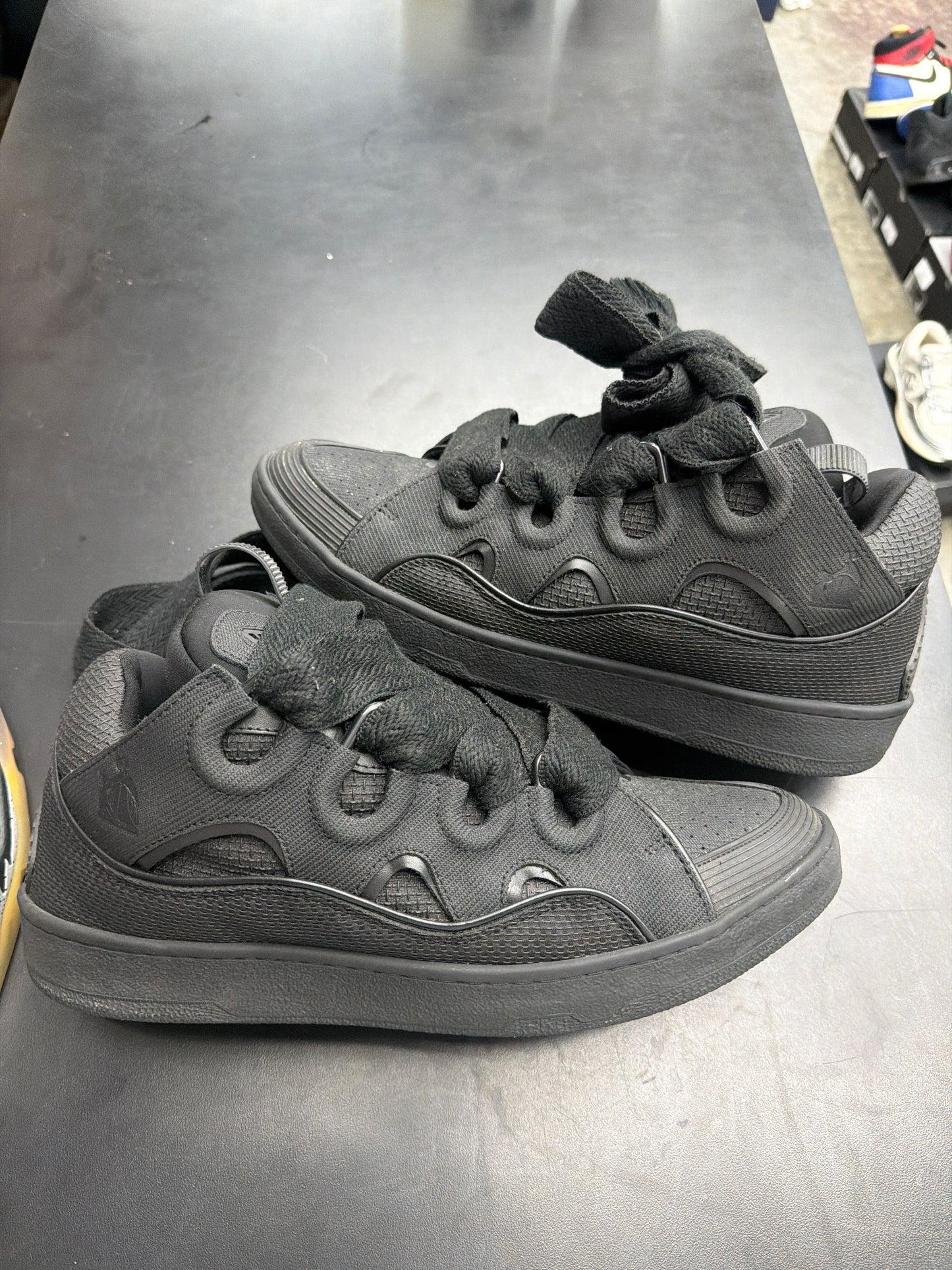 LANVIN Curb Triple Black (U) - 46(13) (NB)