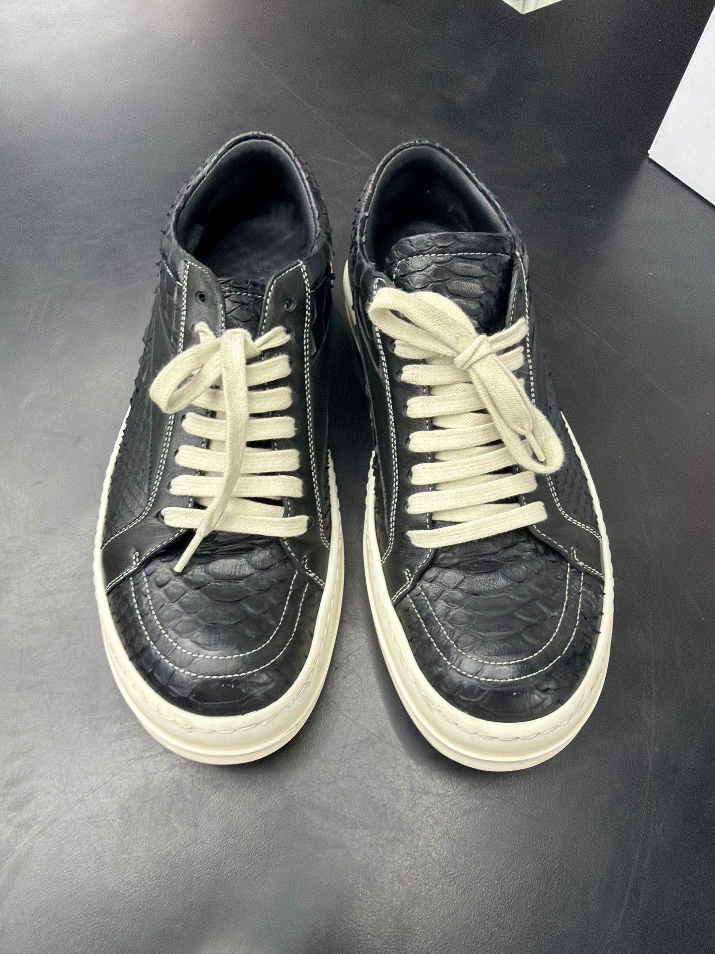 Rick Owen Vintage Black Snakeskin (U) - 42(9) (NB)