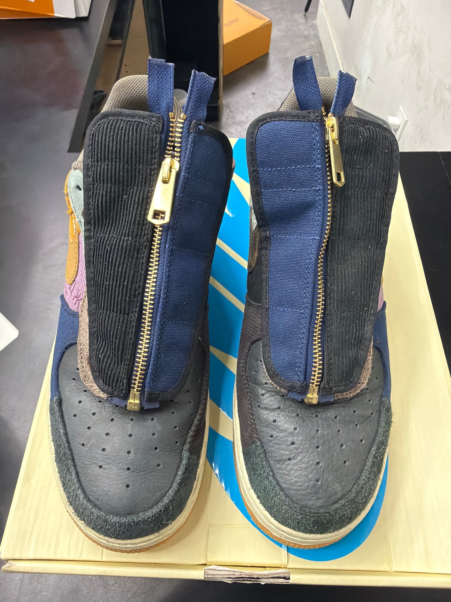 AF1 Travis Scott Cactus Jack (U) - 12M**