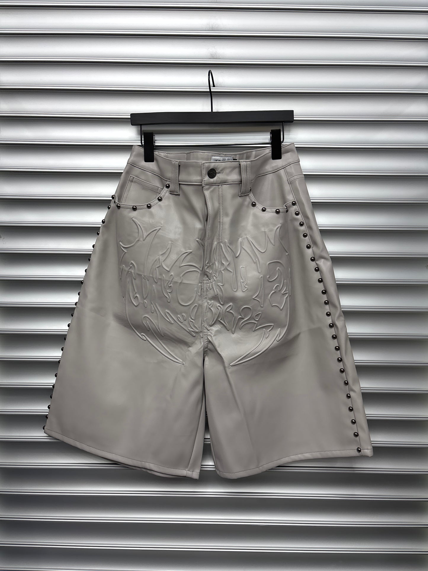 Vicaire Grey Leather Shorts - 36
