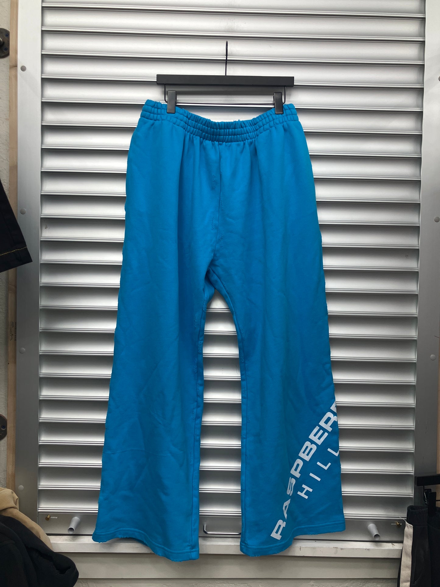 GV Agua Sweats - L