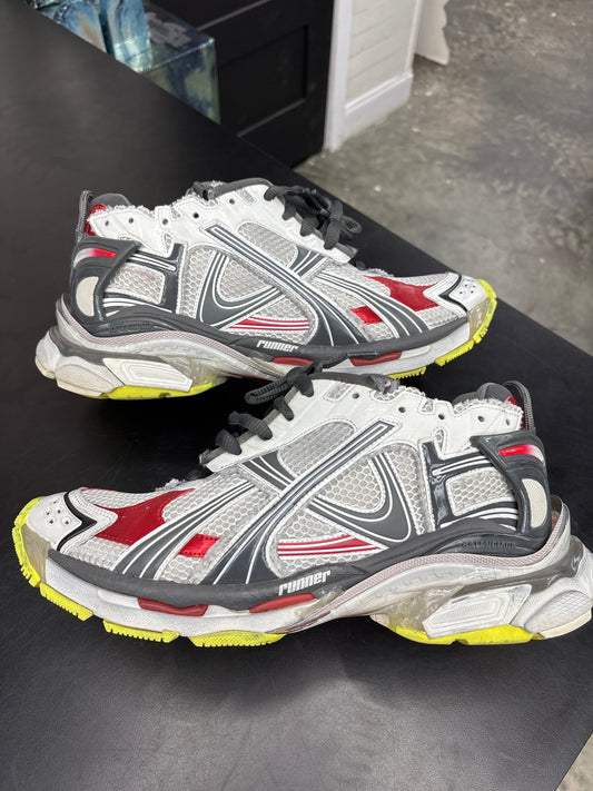 Balenciaga Runner Neon/Red (U) - 46(13) (NB)
