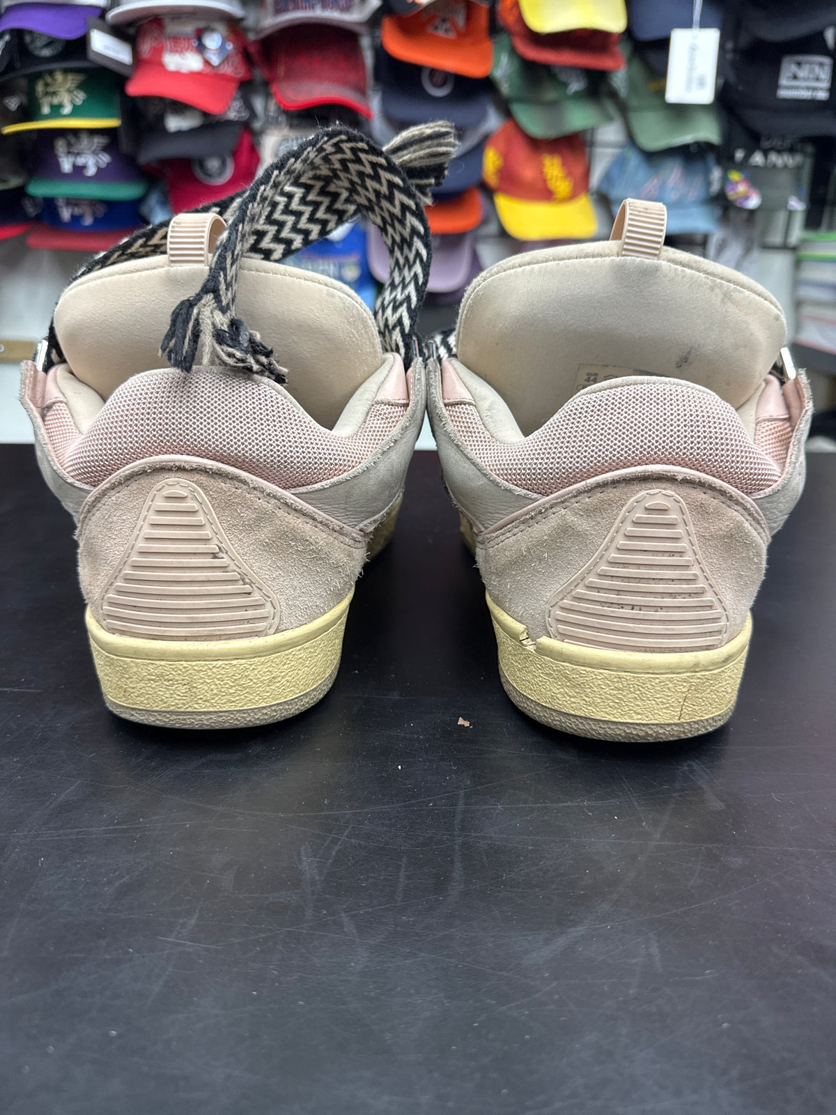 LANVIN Curb Pink (U) - 44(11) (NB)**