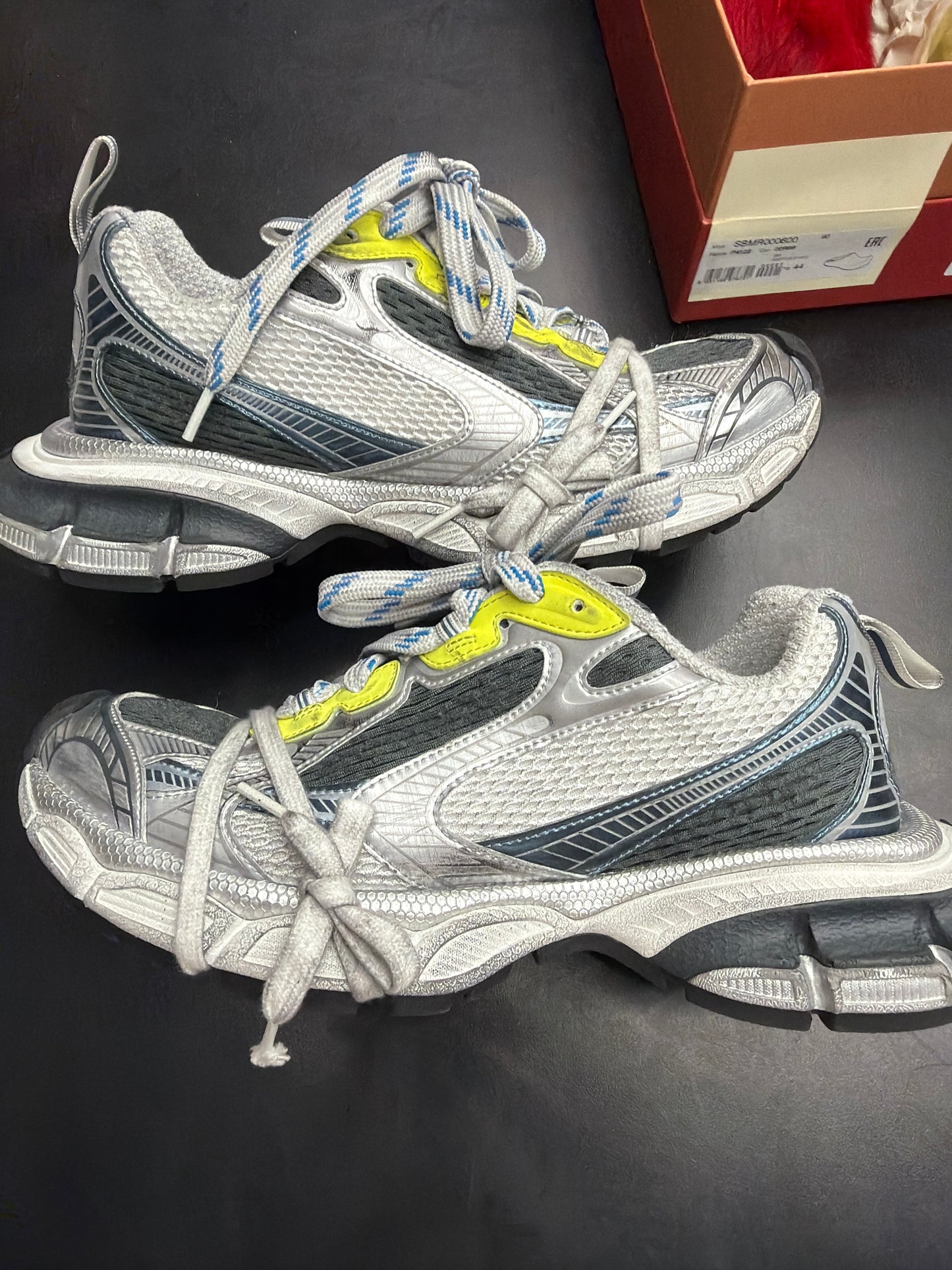 Balenciaga 3XL Neon/Silver (U) - 42(9) (NB)