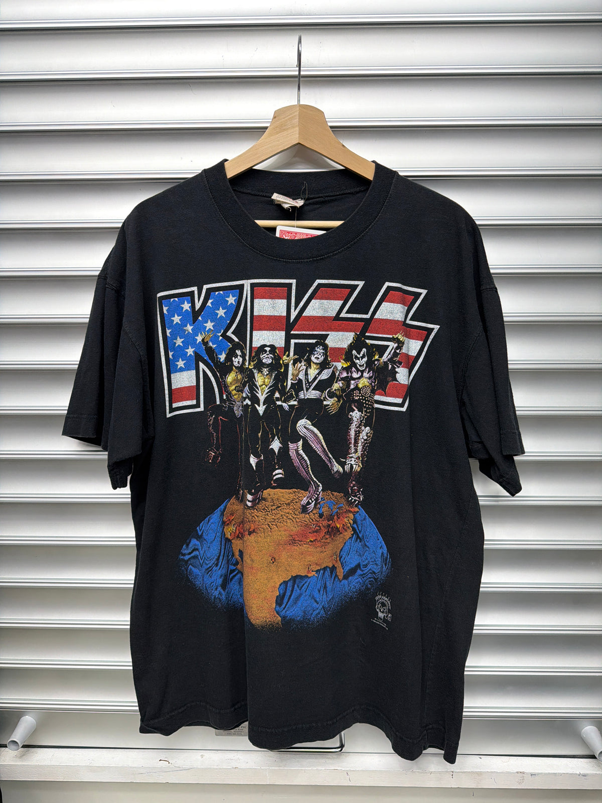 Vintage KISS World Tour Tee - XL**