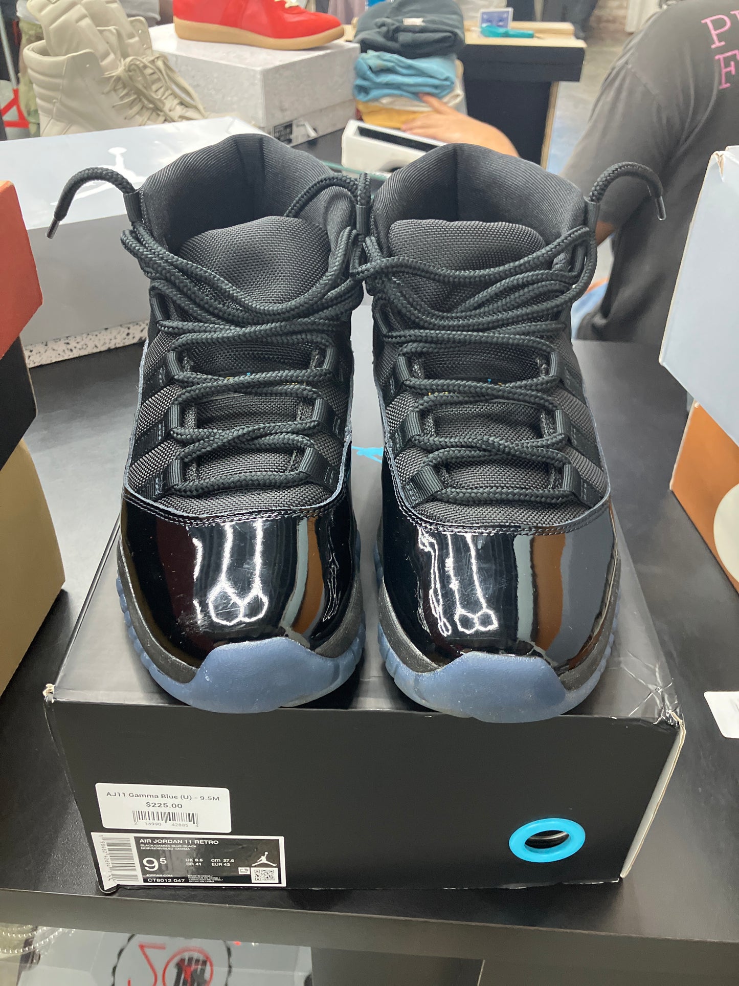 AJ11 Gamma Blue (U) - 9.5M
