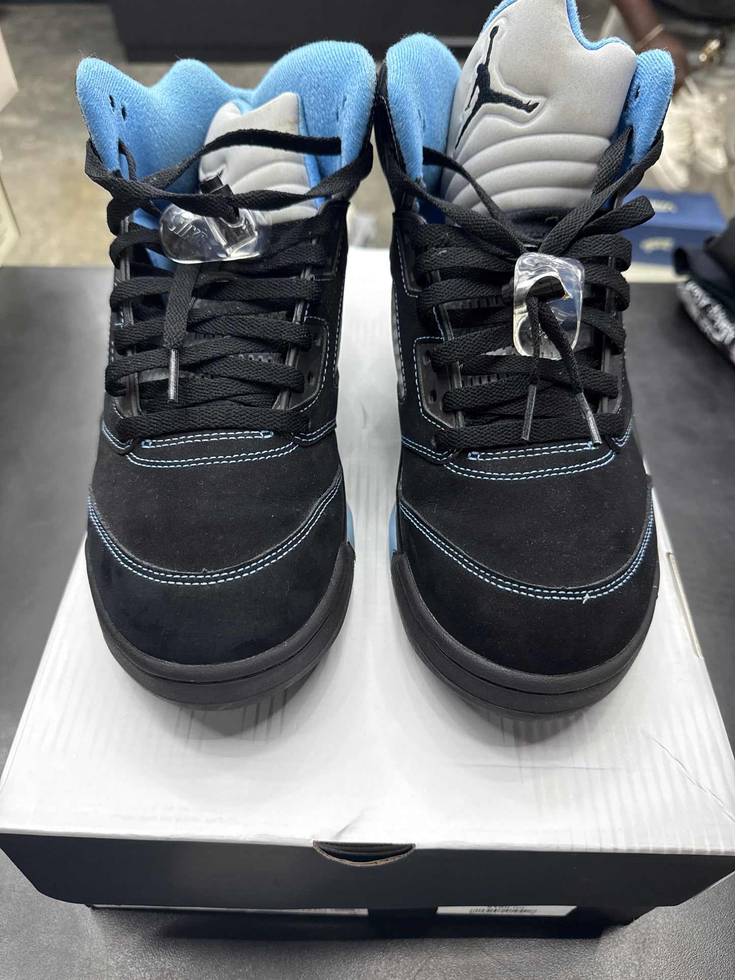 AJ5 University Blue (U) - 9.5M