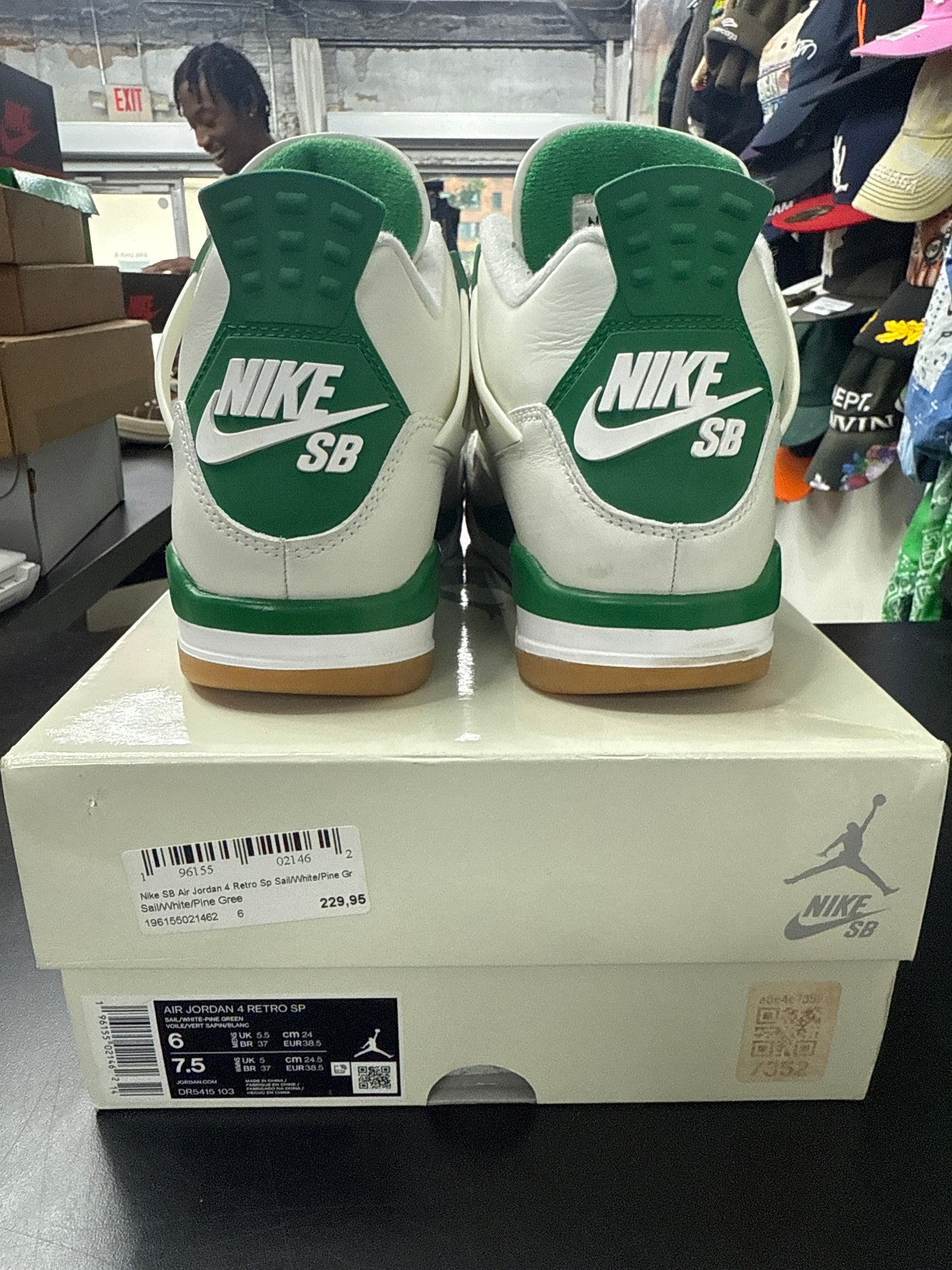 AJ4 SB Pine Green (U) - 6M