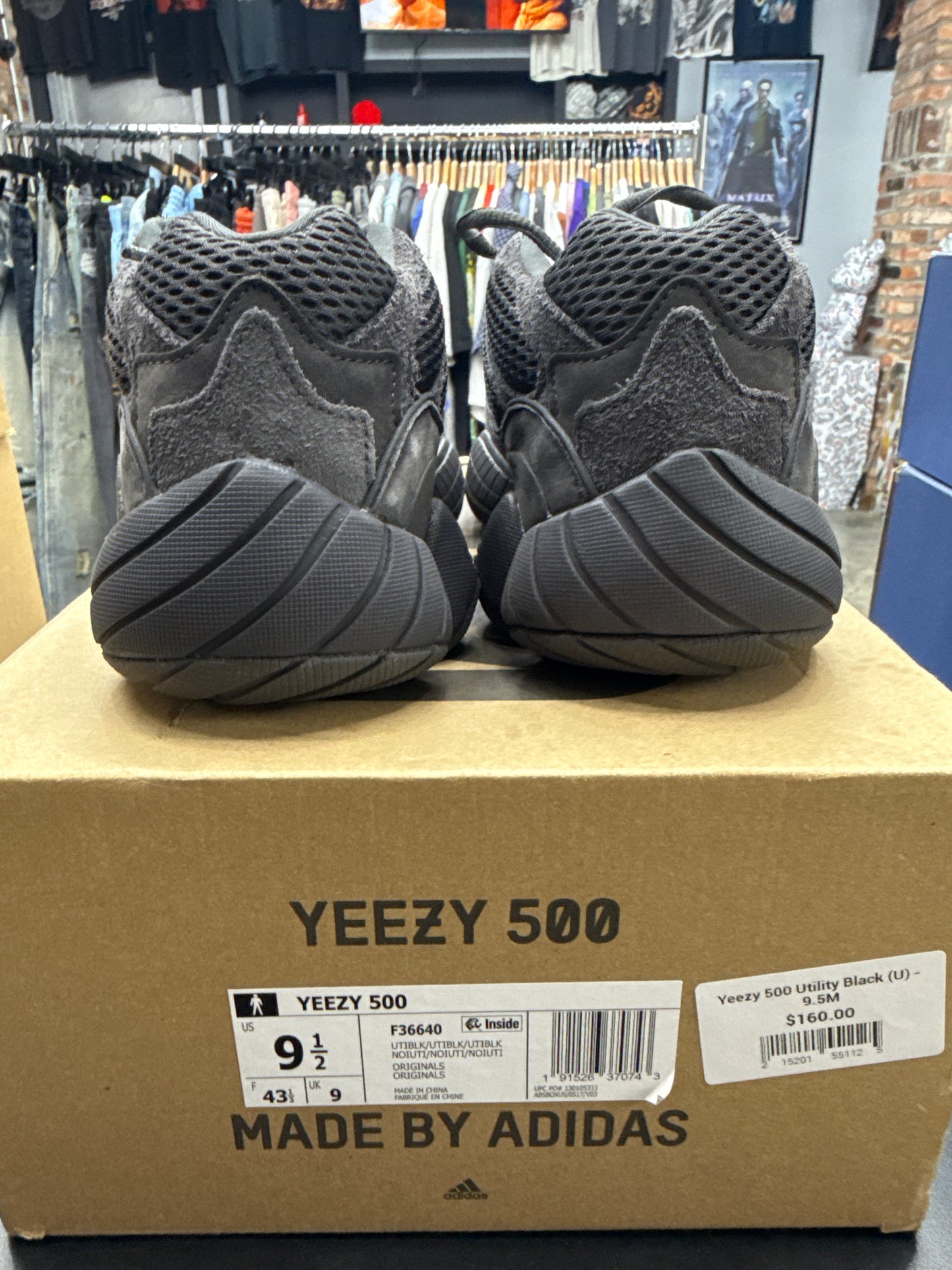 Yeezy 500 Utility Black (U) - 9.5M