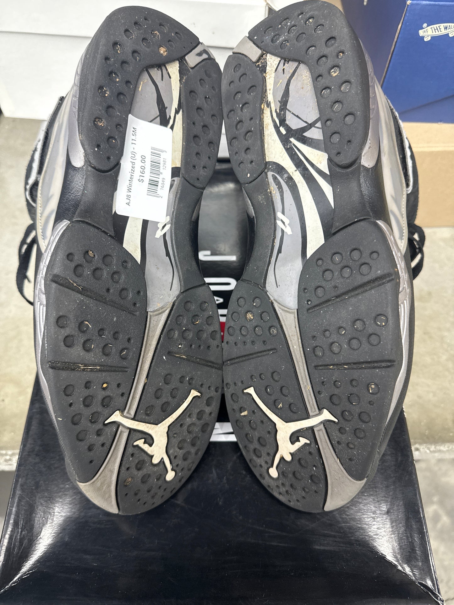 AJ8 Winterized (U) - 11.5M
