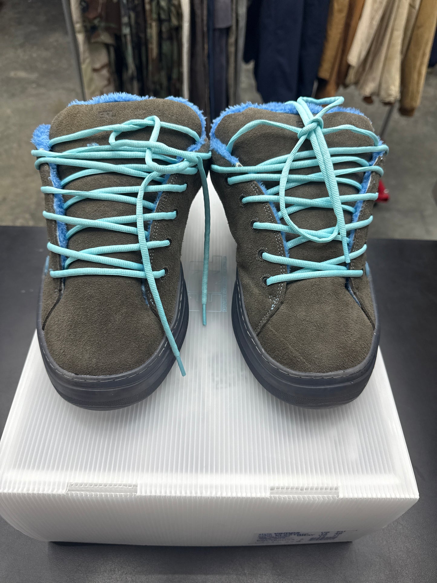 ERL Vamp Electric Grey (U) - 13M