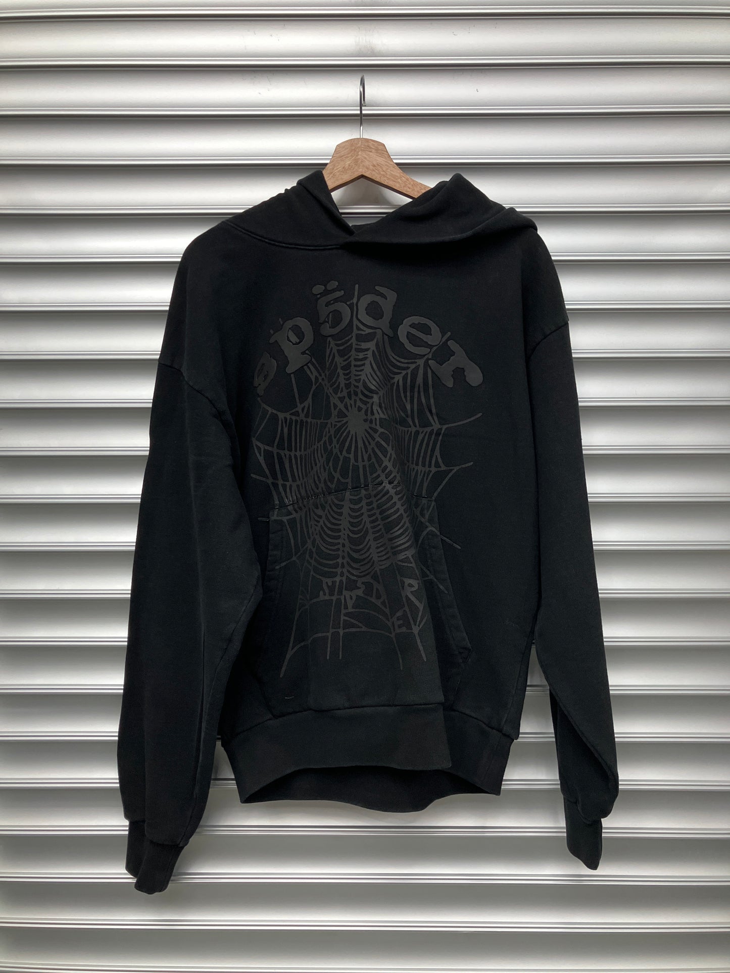 Spider Black Hoodie - M