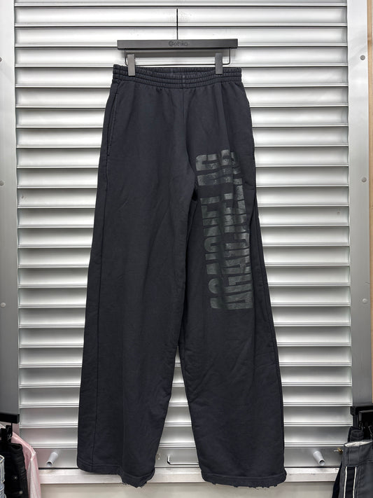 Balenciaga Reverse Spellout Sweatpants - S**