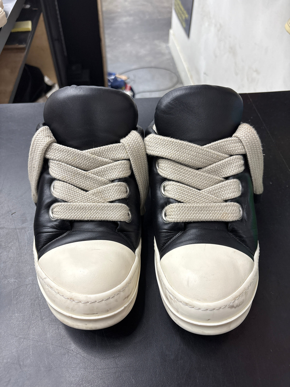 Rick Owen Low Jumbo Lace Black Puffer (U) - 46(13) (NB)**