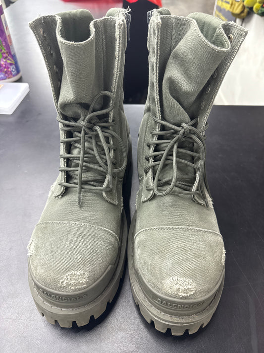 Balenciaga Strike Boot Olive (U) - 45(12) (NB)
