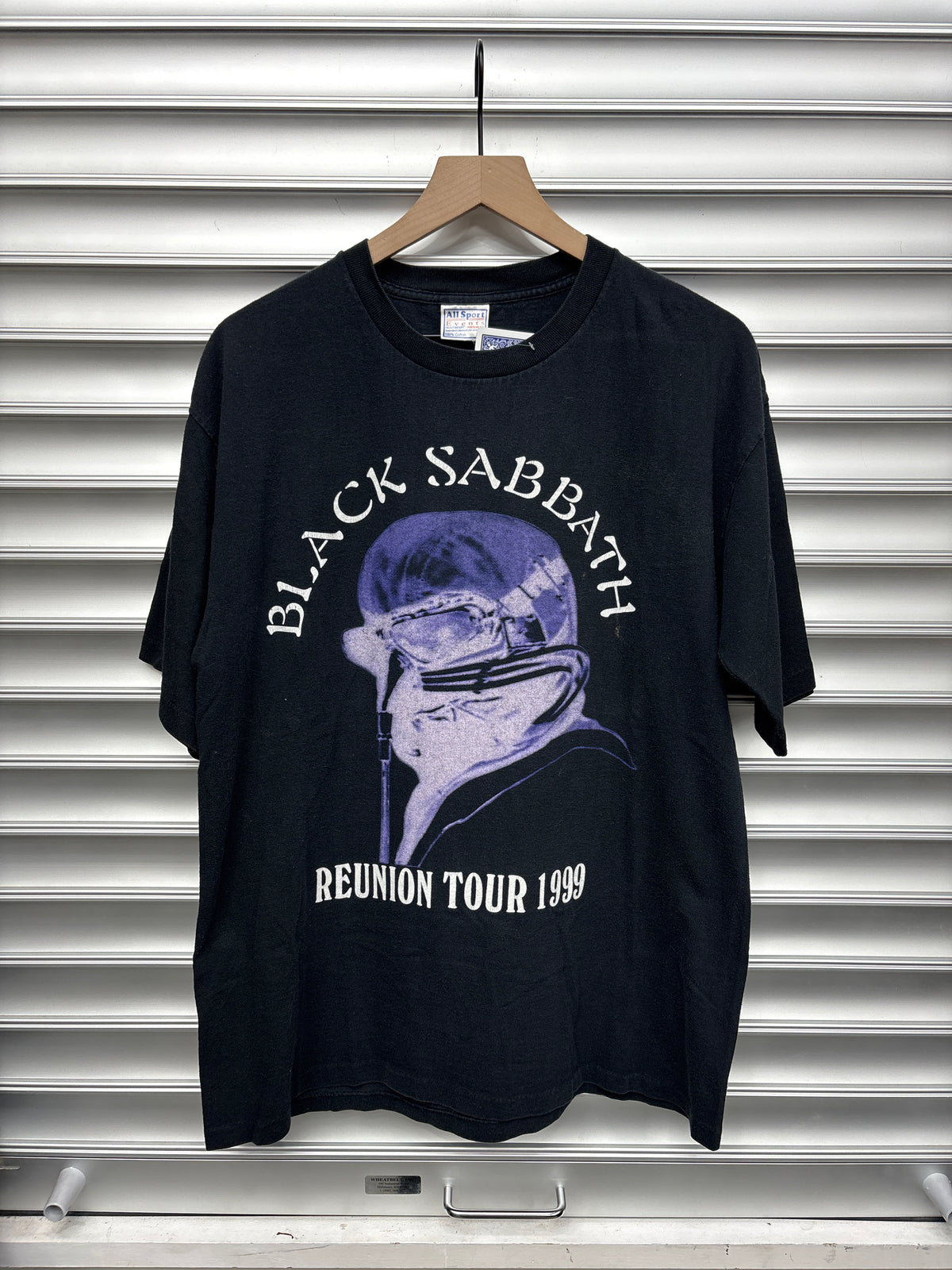 Vintage Black Sabbath Tee - L**