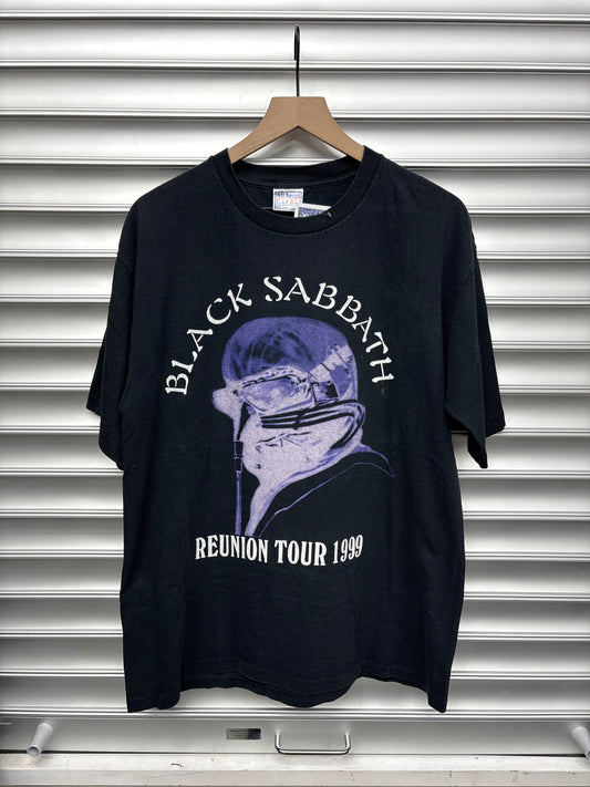 Vintage Black Sabbath Tee - L**