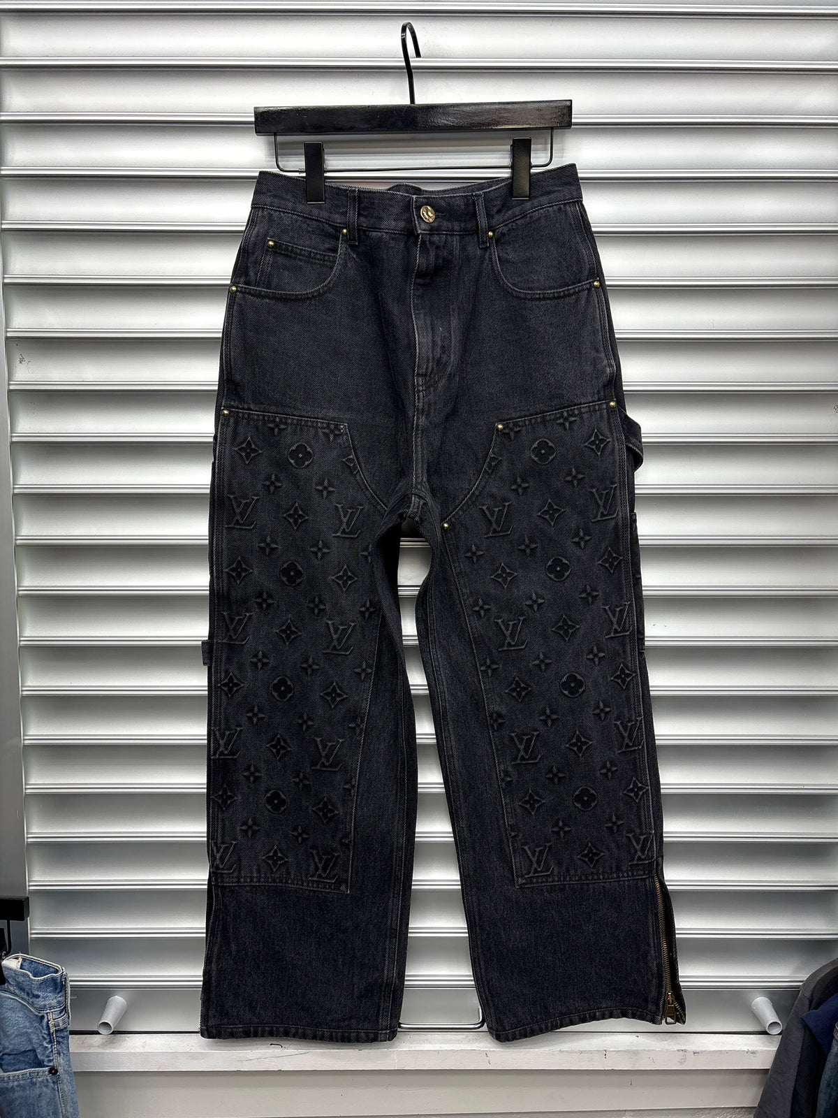 Louis Vuitton Black Monogram Double Knees - 30**