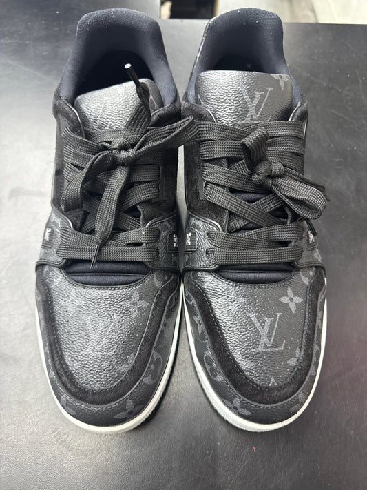 Louis Vuitton Trainer Black Monogram (U) - 12M (NB)