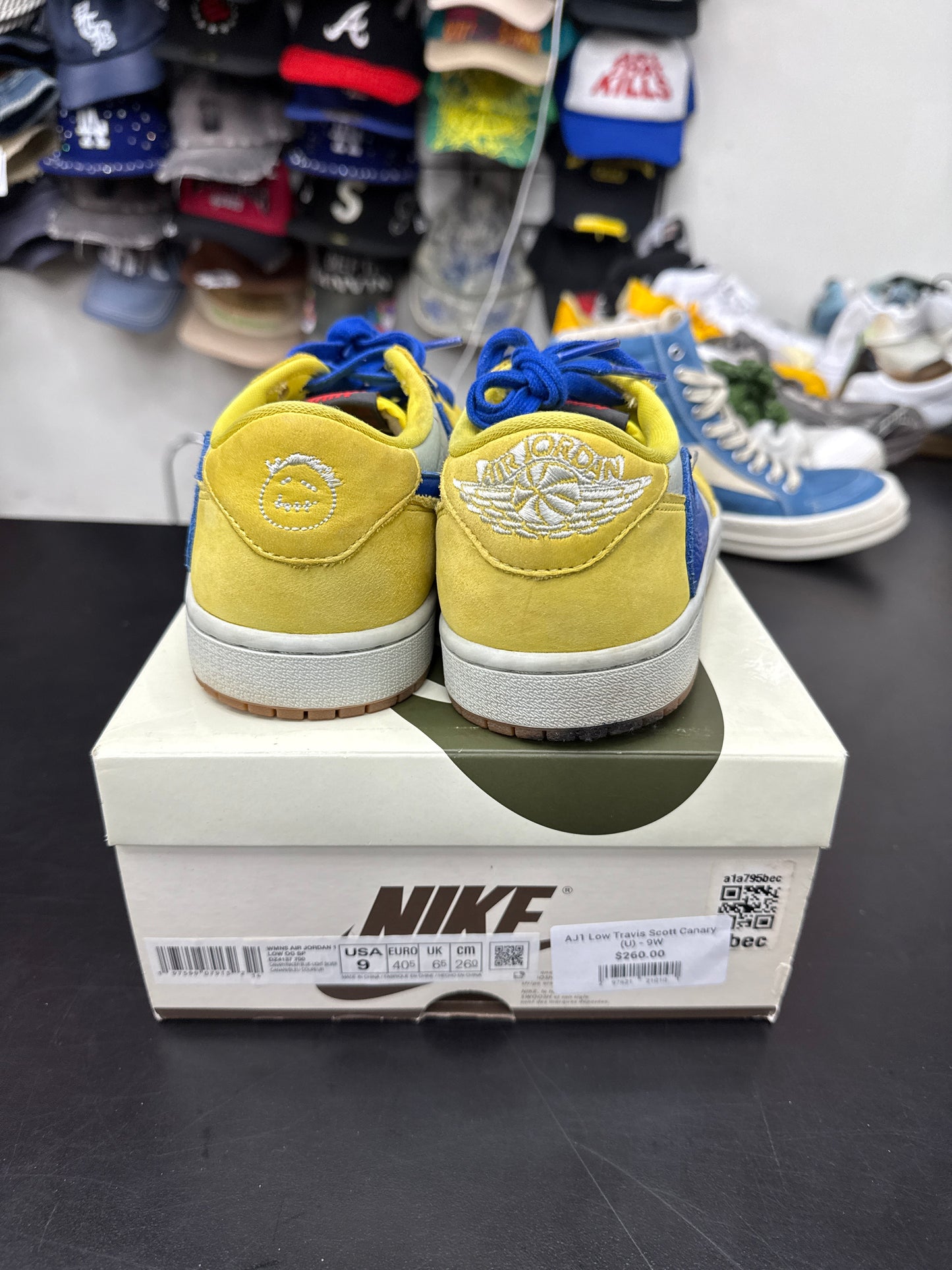 AJ1 Low Travis Scott Canary (U) - 9W
