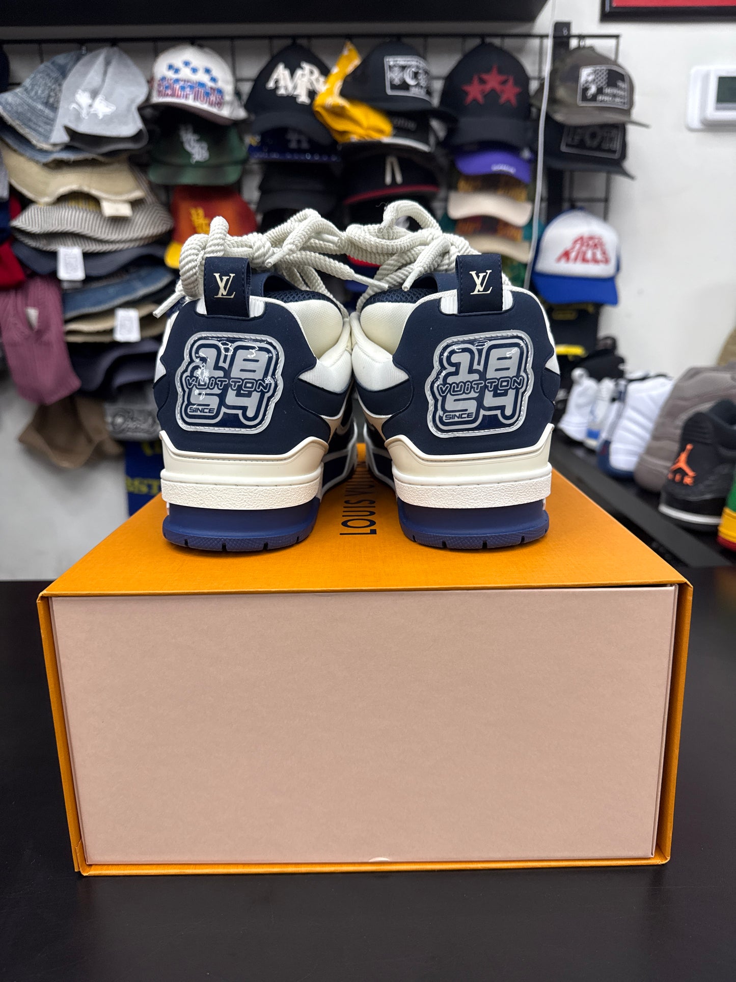 Louis Vuitton SK8 Navy (U) - 9M (2)