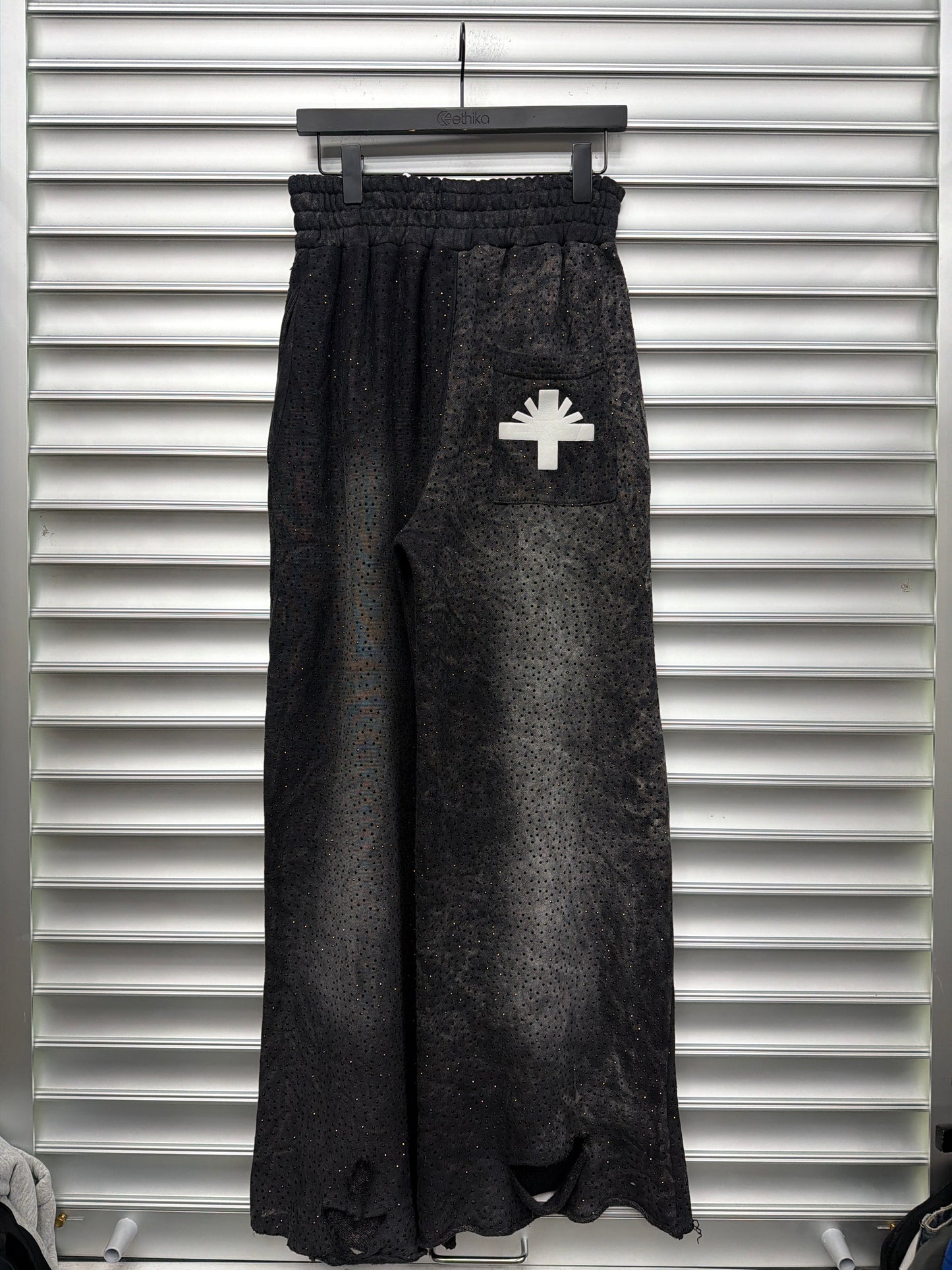 Vertabrae Shimmer Sweatpants - S