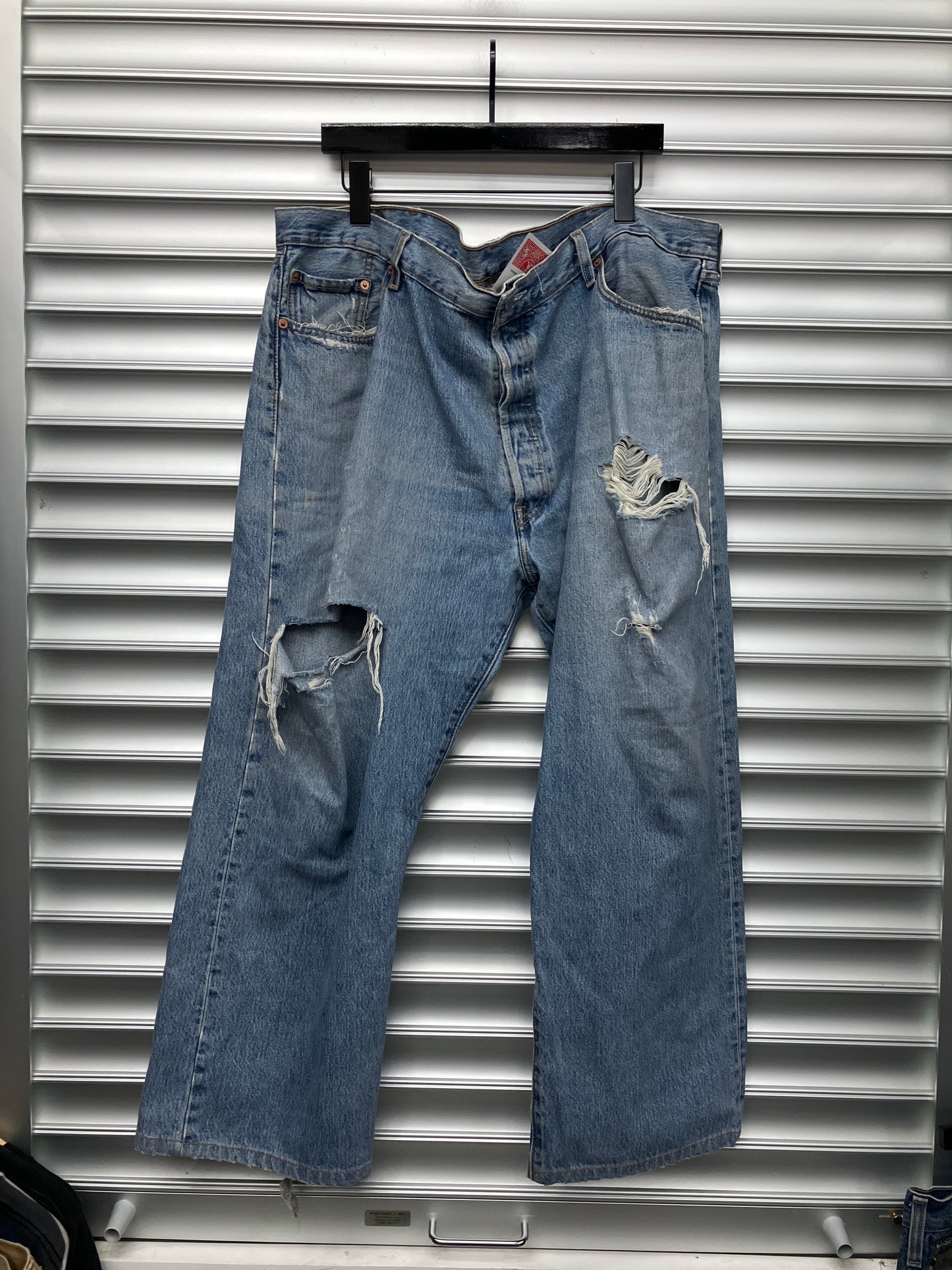 Vintage Light Wash Denim - 44