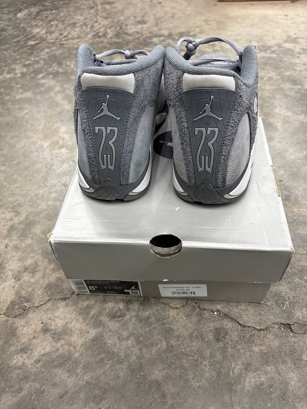 AJ14 Flint Grey (U) - 8.5M**