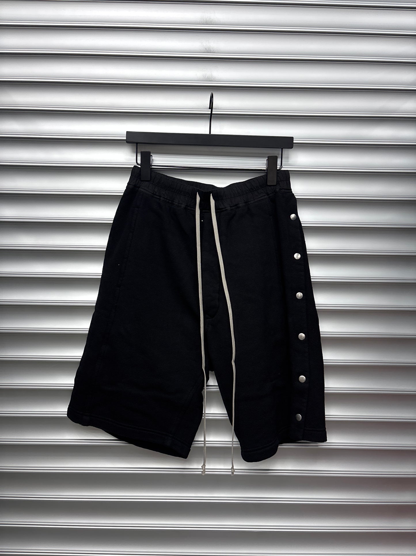 Rick Owens Pusher Cotton Shorts - M