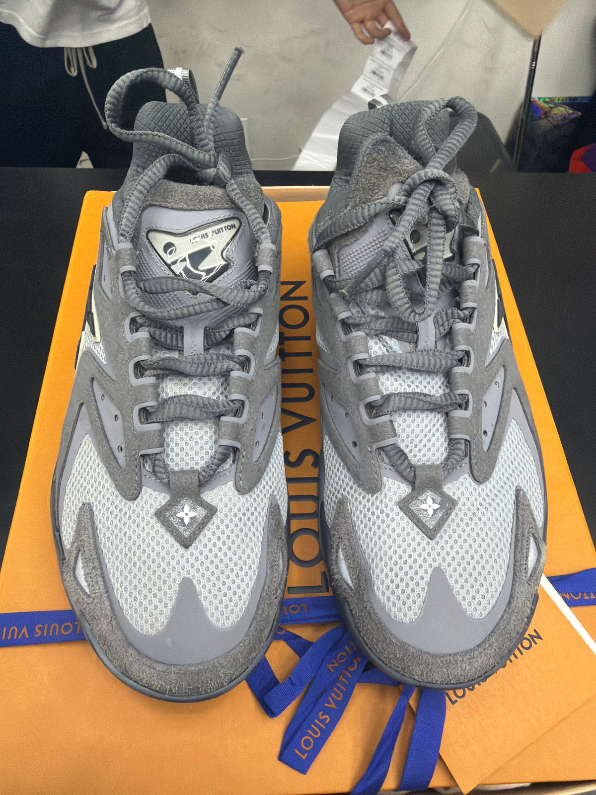 Louis Vuitton Tactic Runner Grey (U) - 7.5M**