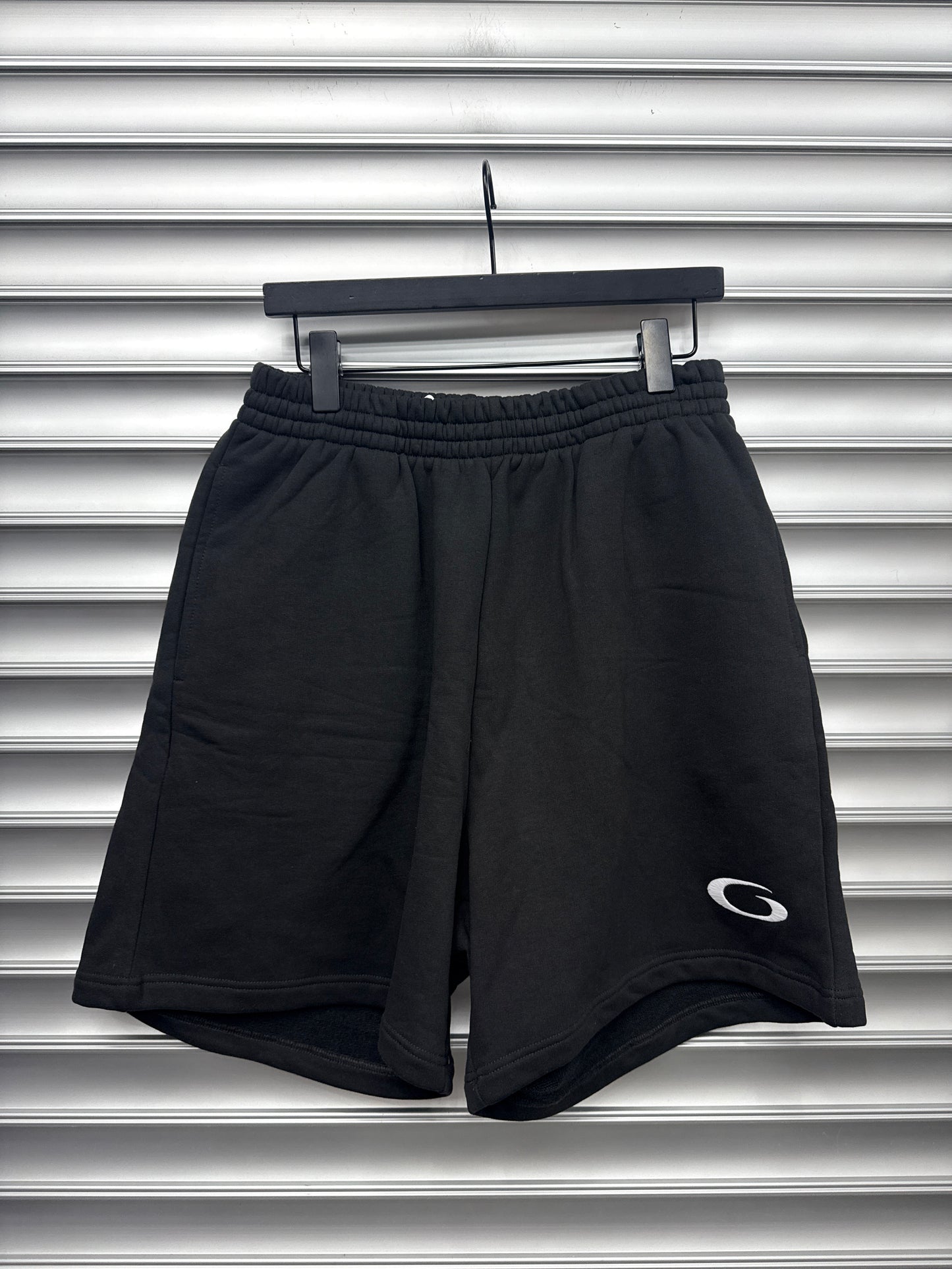 Balenciaga O Logo Shorts - L