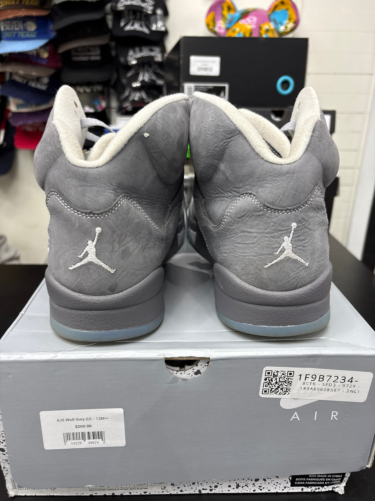AJ5 Wolf Grey (U) - 12M**