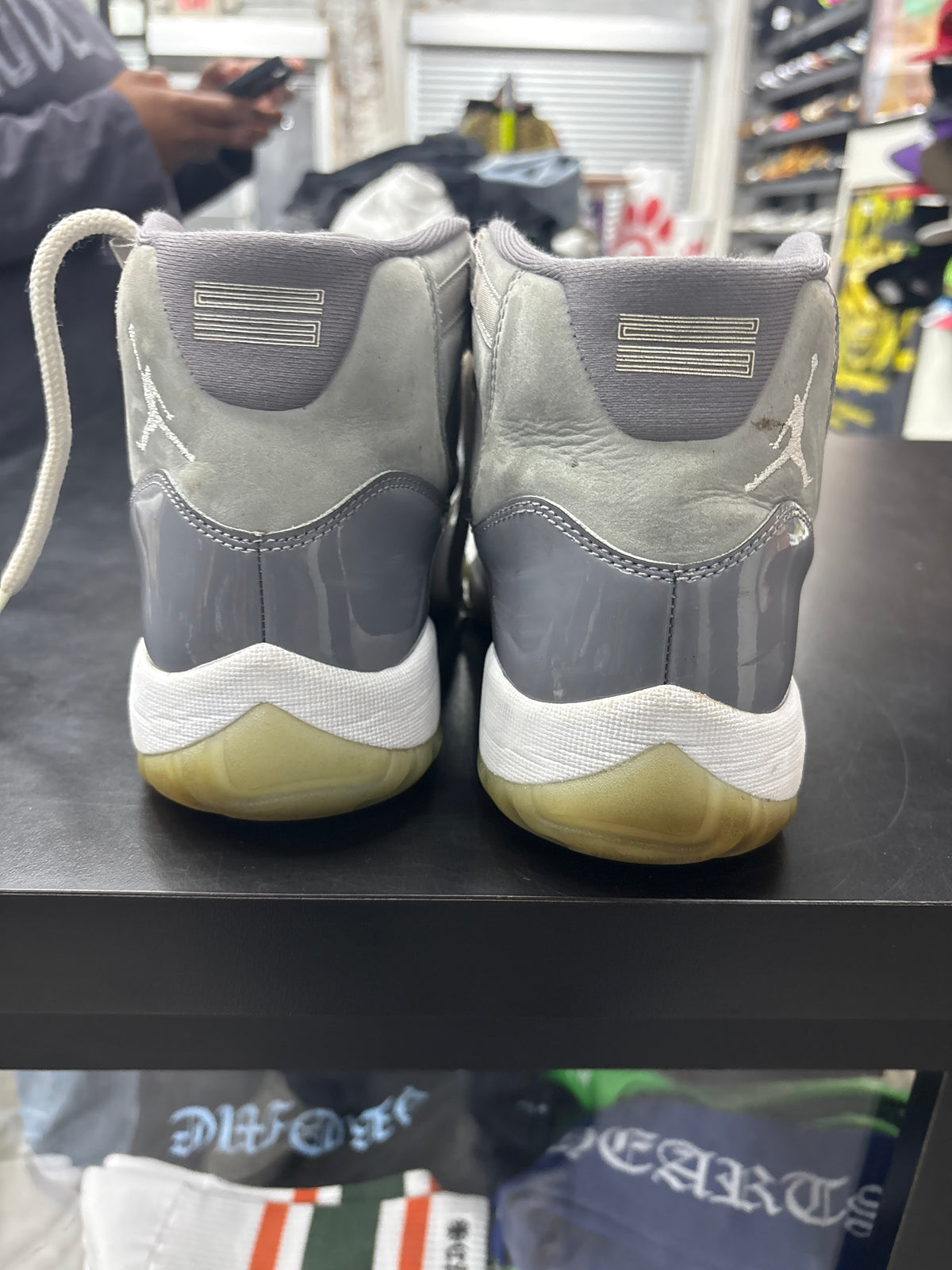 AJ11 Cool Grey (U) - 8.5M (NB)**