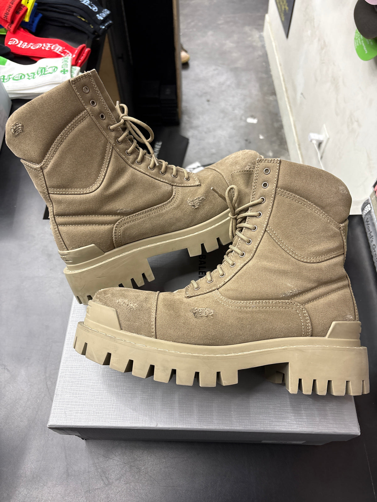 Balenciaga Strike Boot Beige (U) - 43(10)**