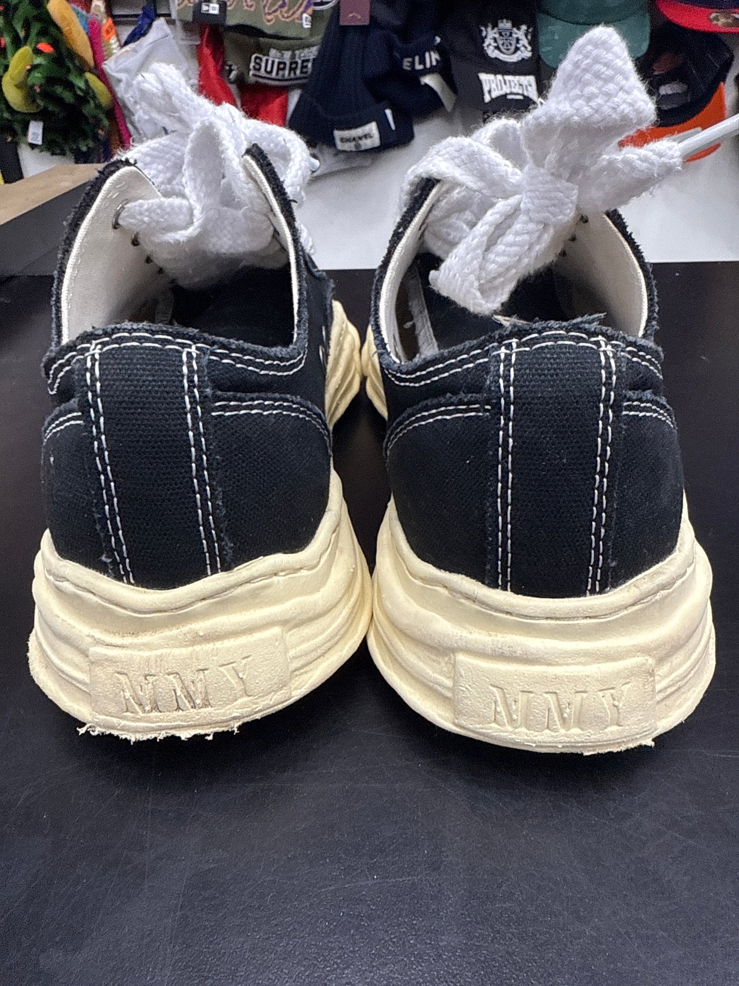 MMY Hank Low Black/Creme (U) - 42(9) (NB)