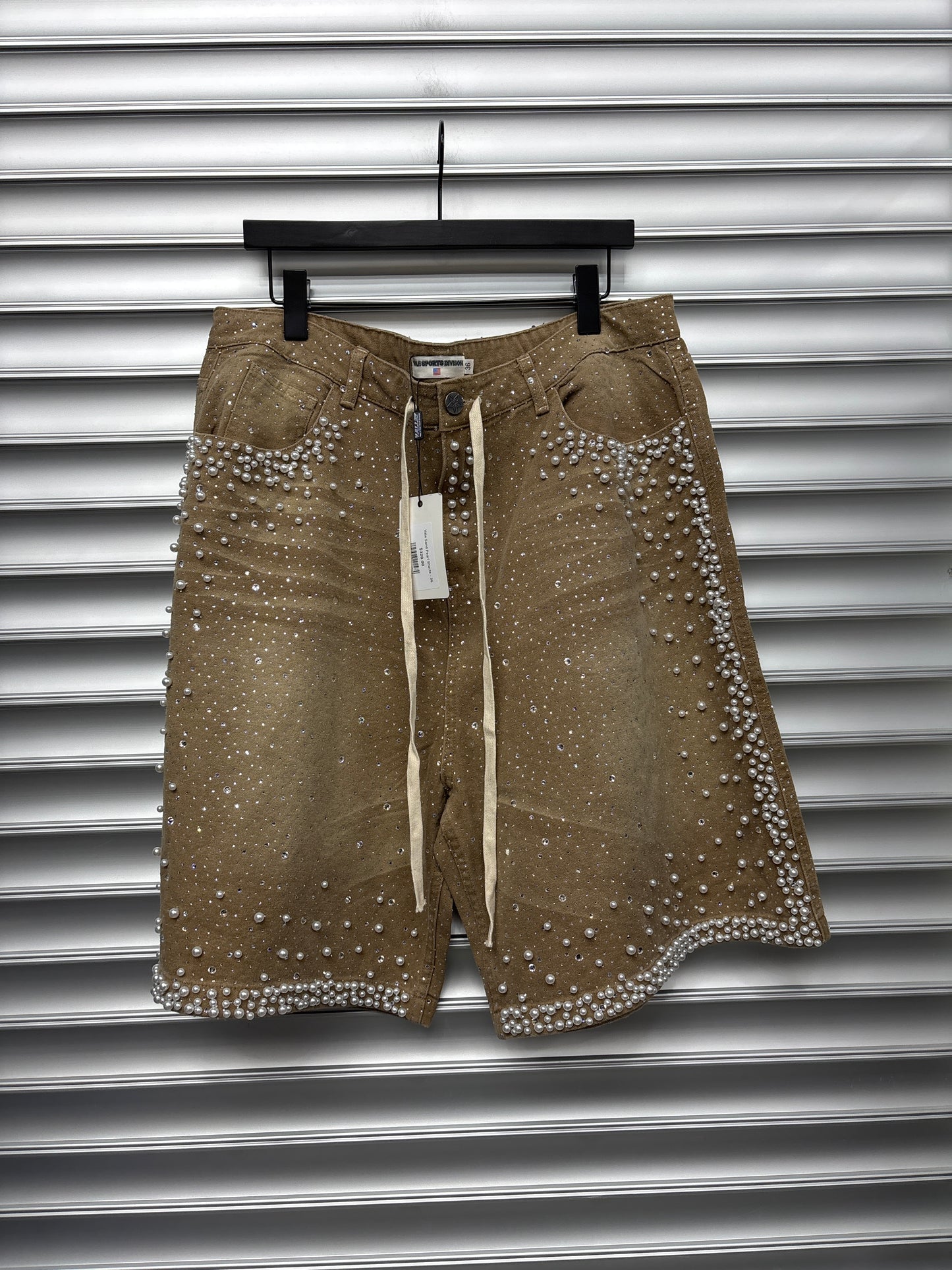 Vale Sand Pearl Shorts - 36