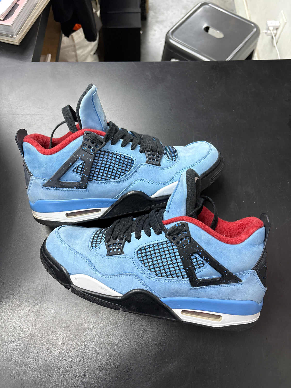 AJ4 Travis Scott (U) - 10.5M** (NB)