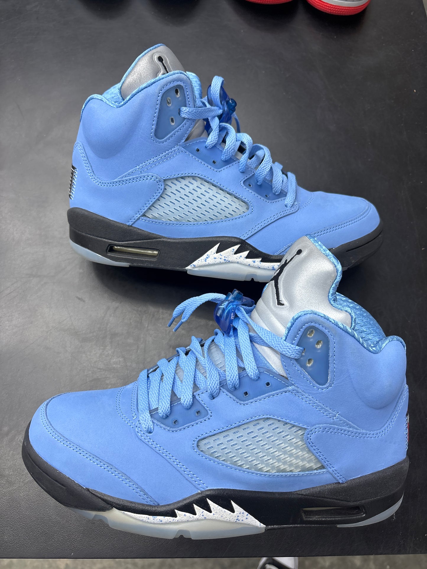 AJ5 UNC (U) - 9M (NB)