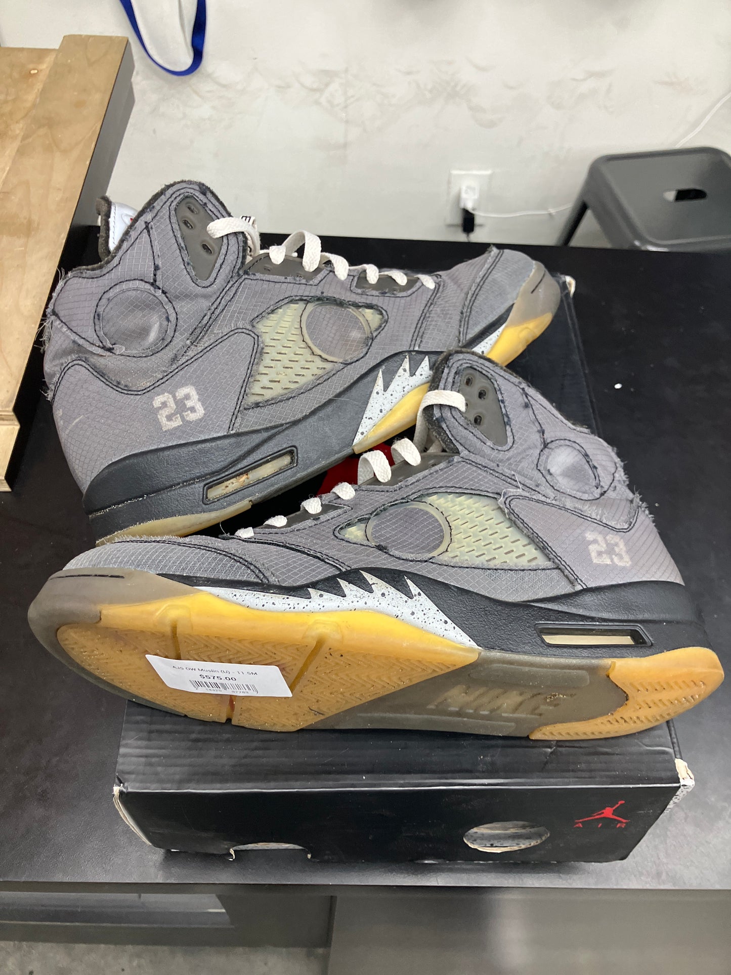 AJ5 OW Muslin (U) - 11.5M