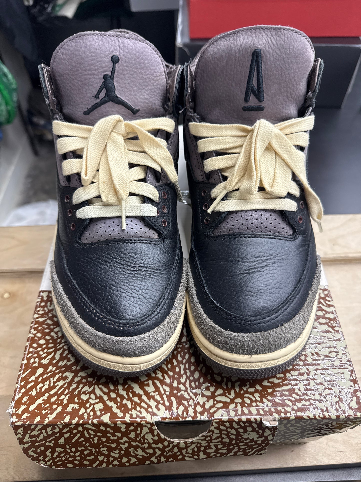 AJ3 A Ma Maniere Dawn (U) - 11W