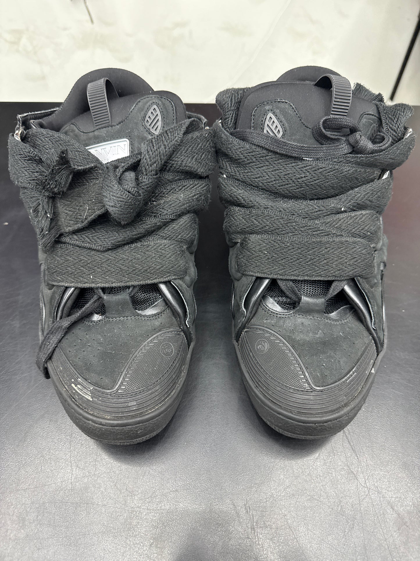 LANVIN Curb Black (U) - 45(12) (NB)