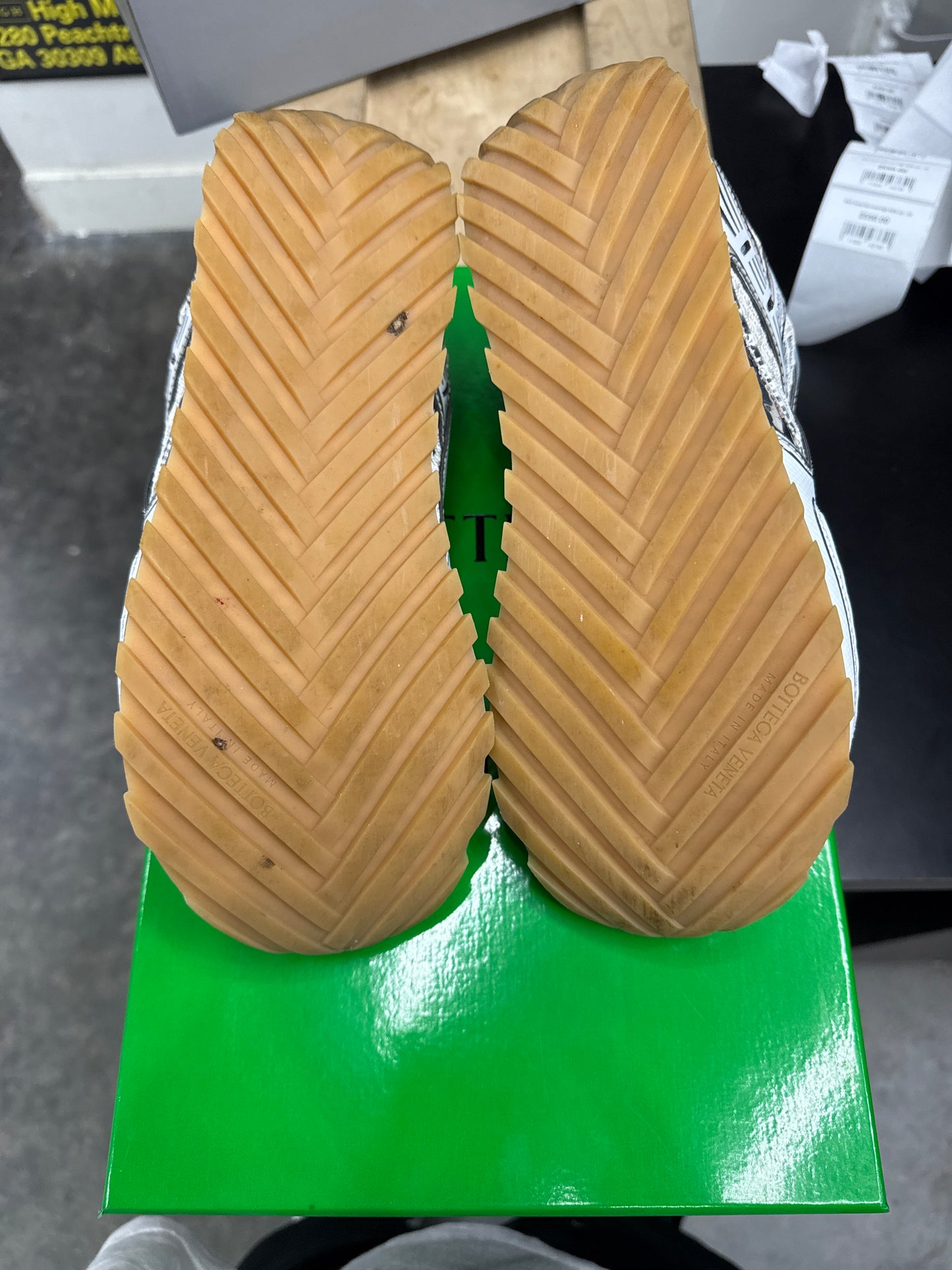 Bottega Orbit Silver White (U) - 43(10)