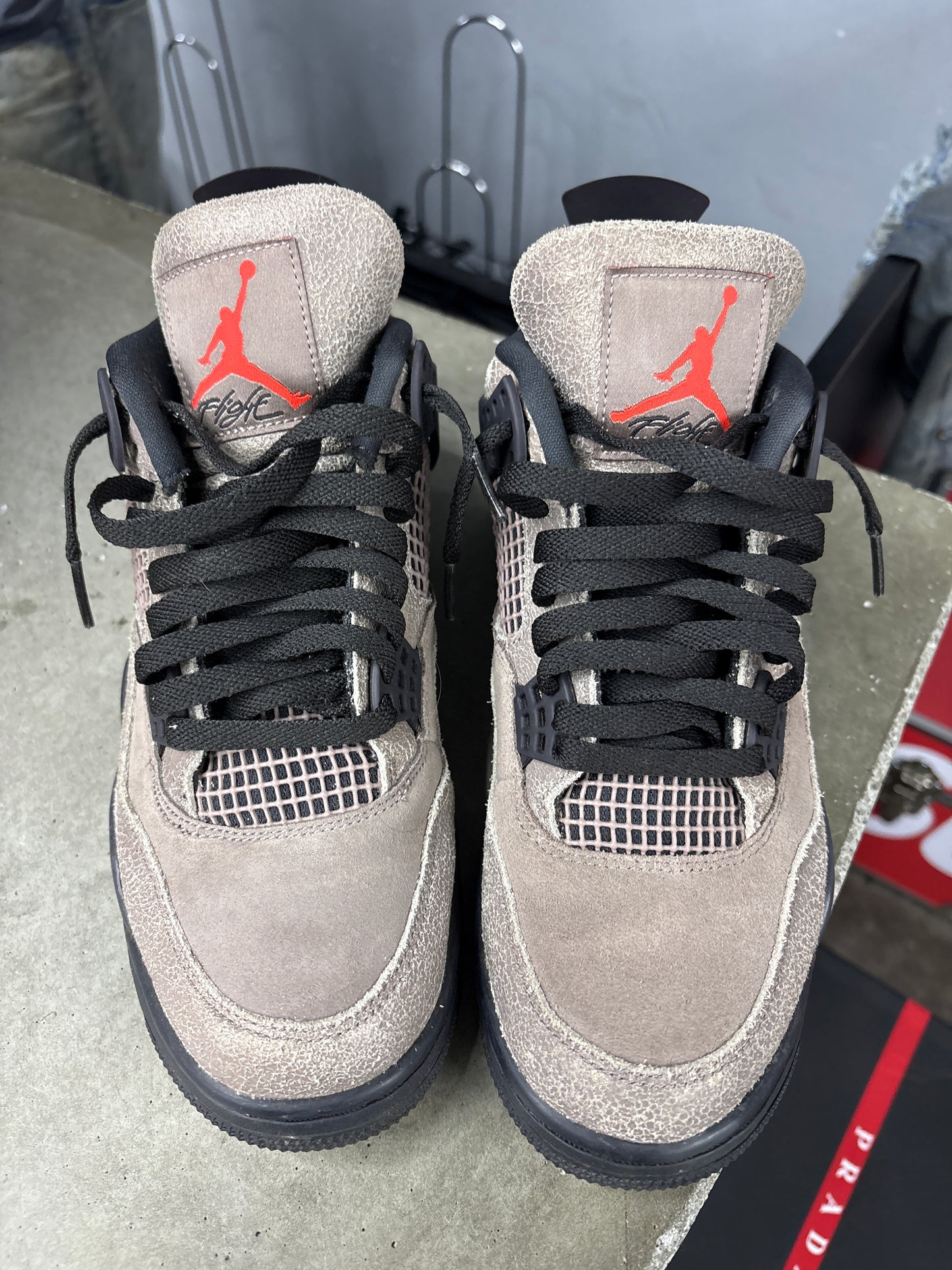 AJ4 Taupe Haze