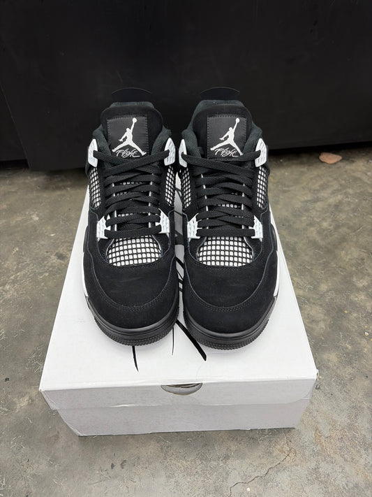 AJ4 White Thunder - 11.5M (U)