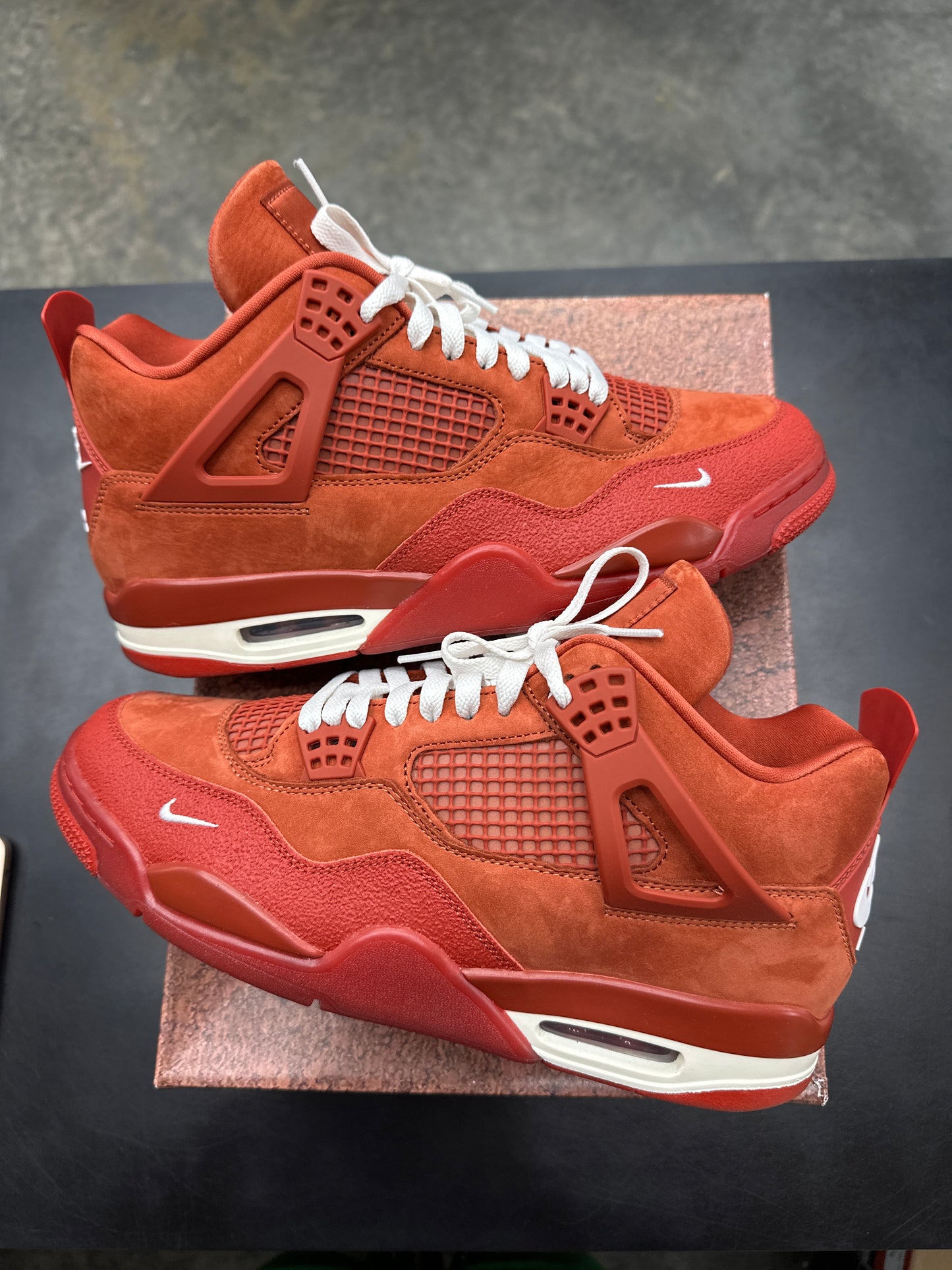 AJ4 Brick By Brick Nigel Sylvester (U) - 11.5M
